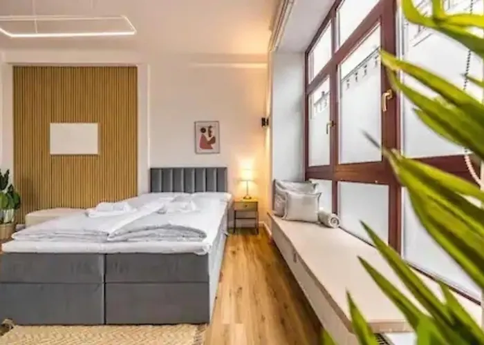 Design Zentral Kueche Parknah شقة لبسيا